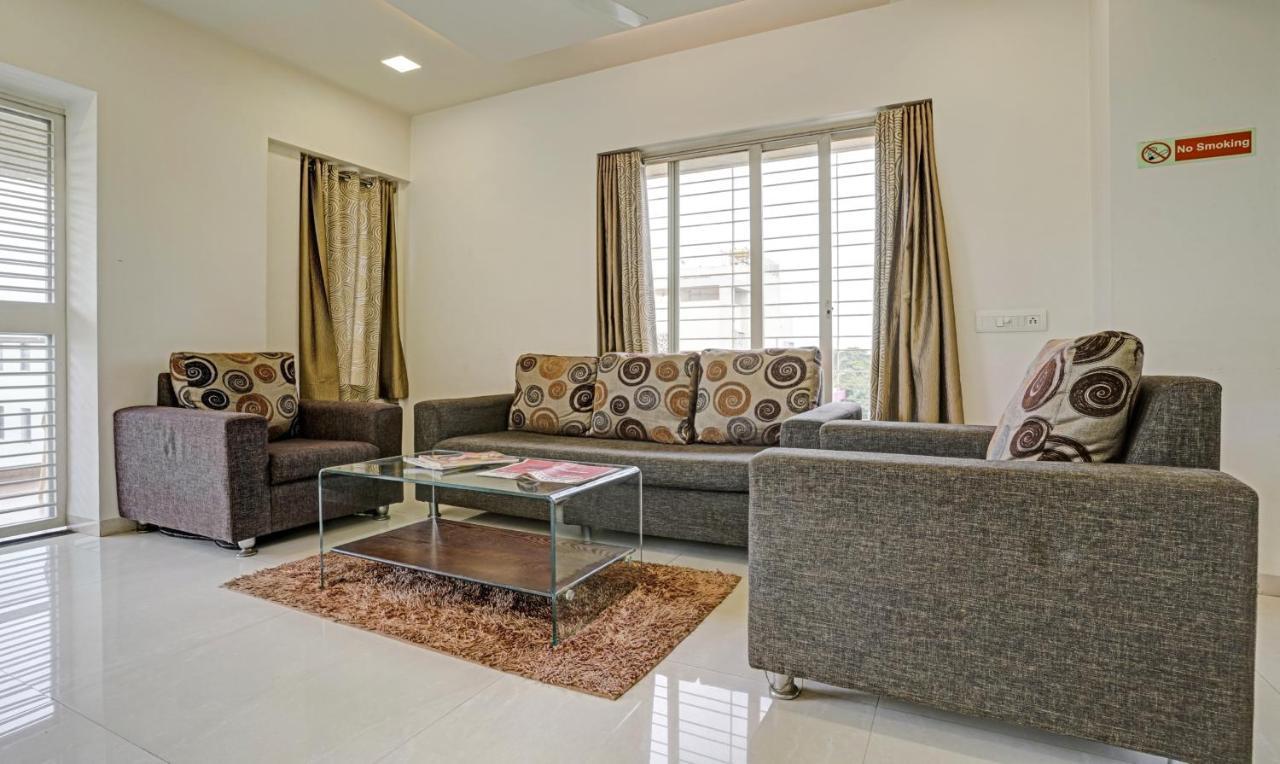 Treebo Excellent Homes, Насик Экстерьер фото