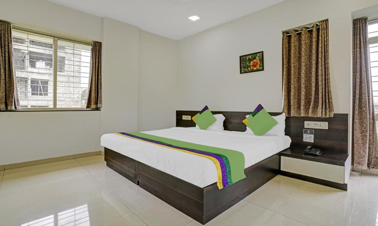 Treebo Excellent Homes, Насик Экстерьер фото